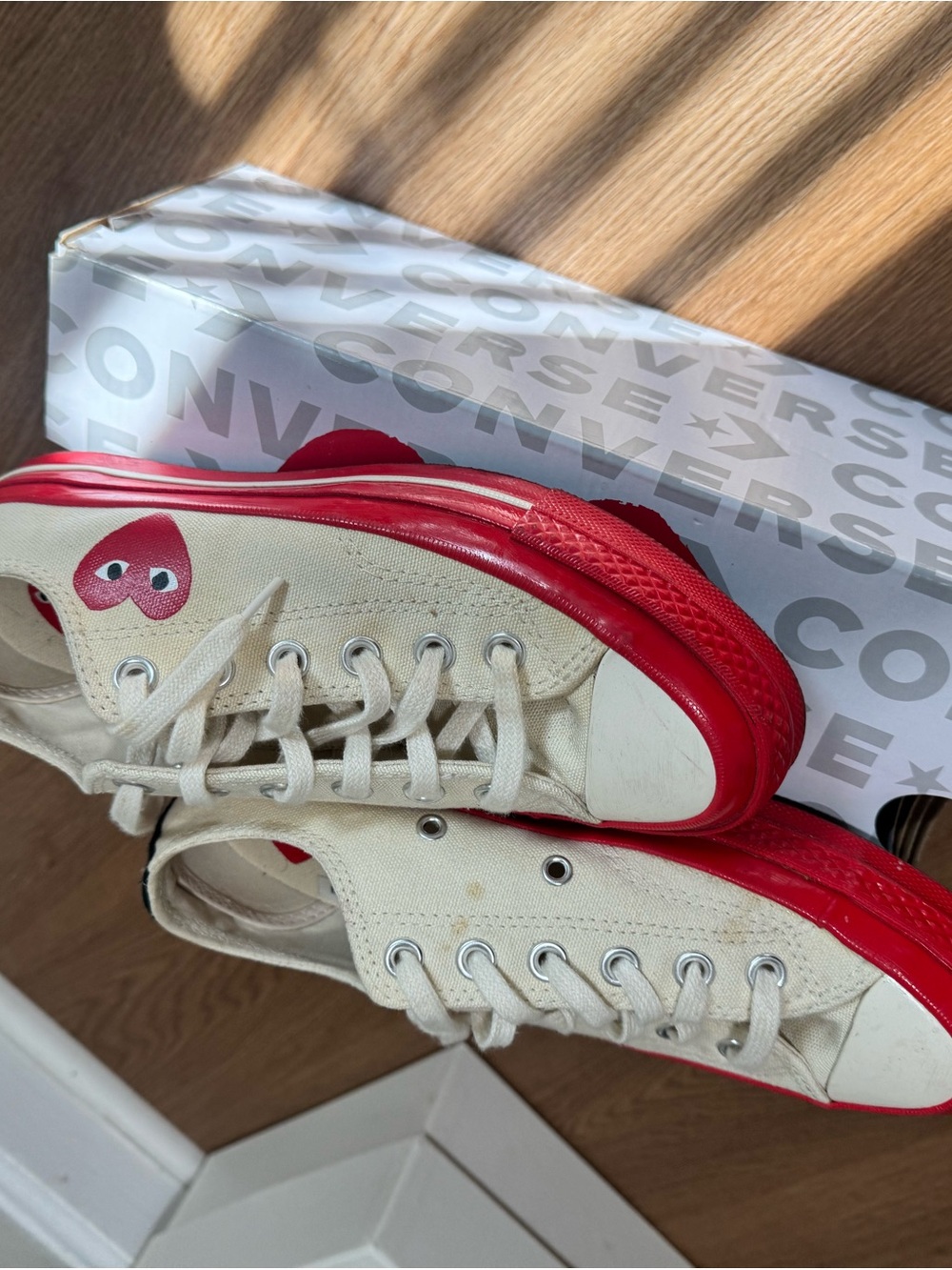 Converse Kids Low-Top Canvas Sneakers in Off-White and Red